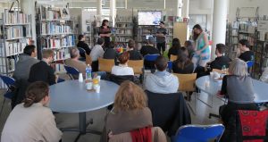 Une conférence jeu vidéo (historique du média) à la médiathèque de St Apollinaire